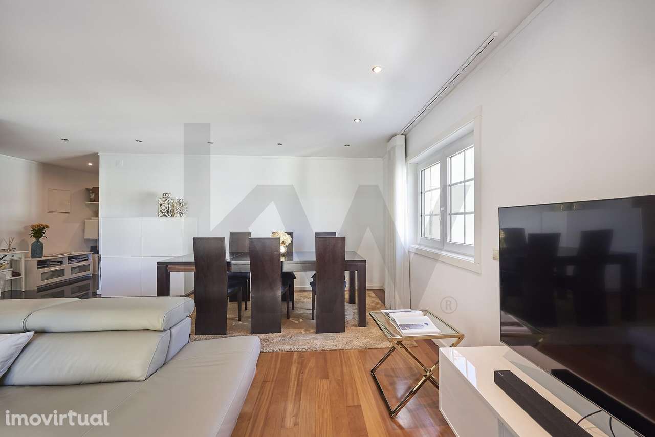 ARRENDAMENTO DE APARTAMENTO T2 COM GARAGEM NA QTA. S. GONÇALO, CARCAVE - Grande imagem: 4/24
