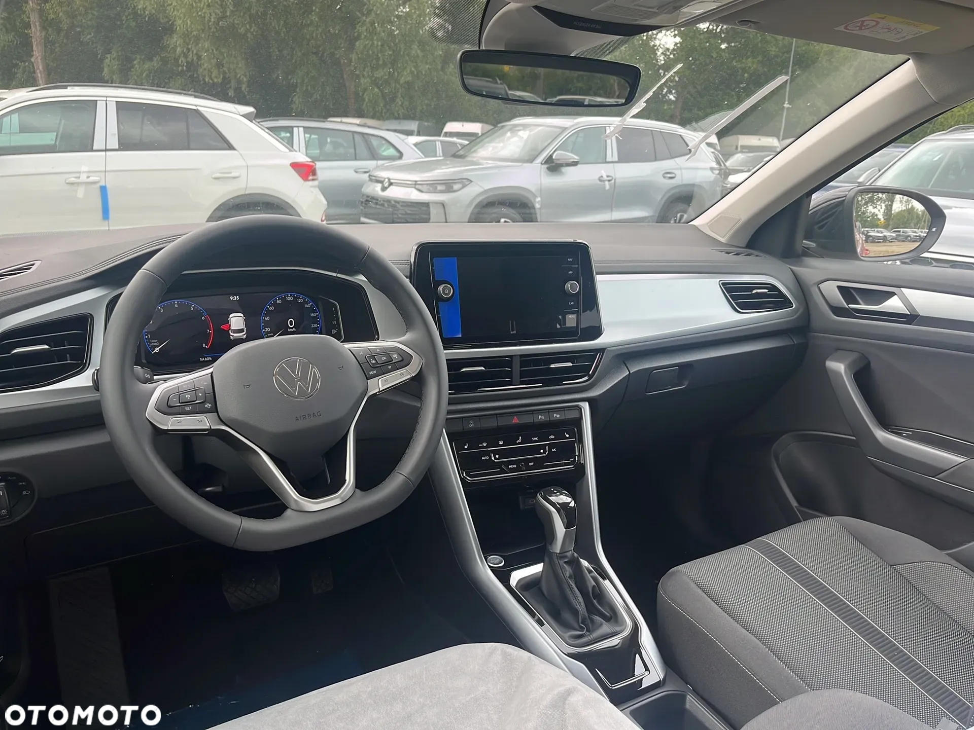Volkswagen T-Roc 1.5 TSI Life Plus DSG - 10