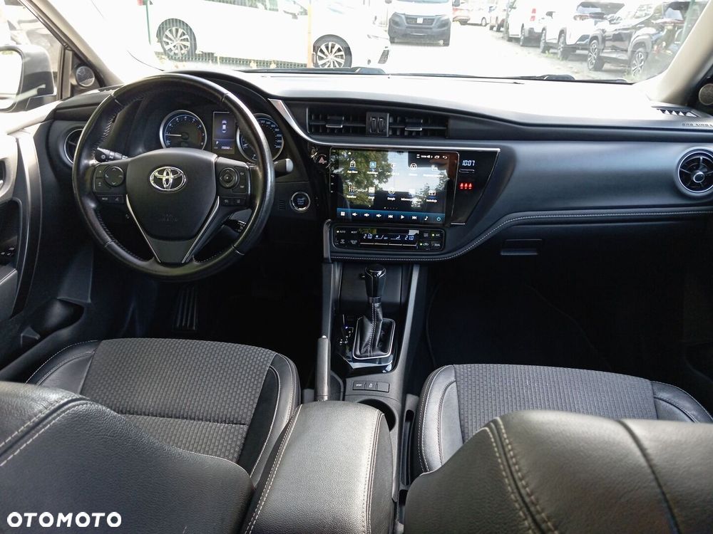 Toyota Corolla 1.6 Prestige MS EU6 - 3