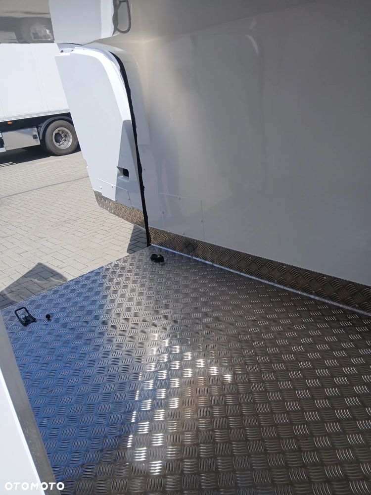 Toyota PROACE MAX Van z zabudową izotermiczną. - 38