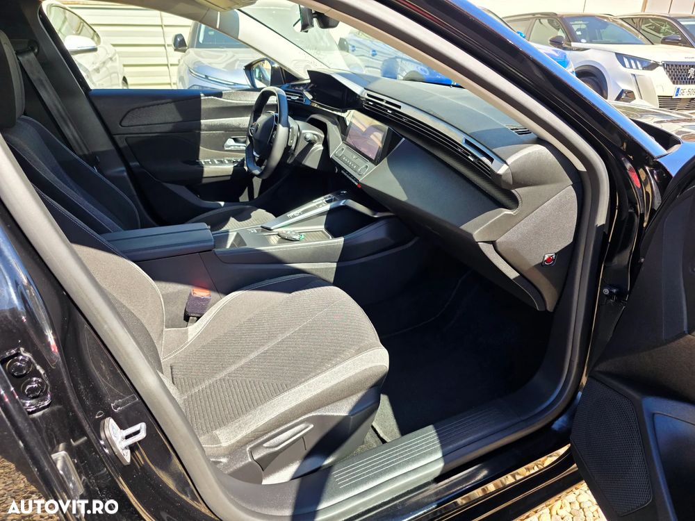 Peugeot 308 1.6L 180 EAT8 PHEV Allure Pack - 16