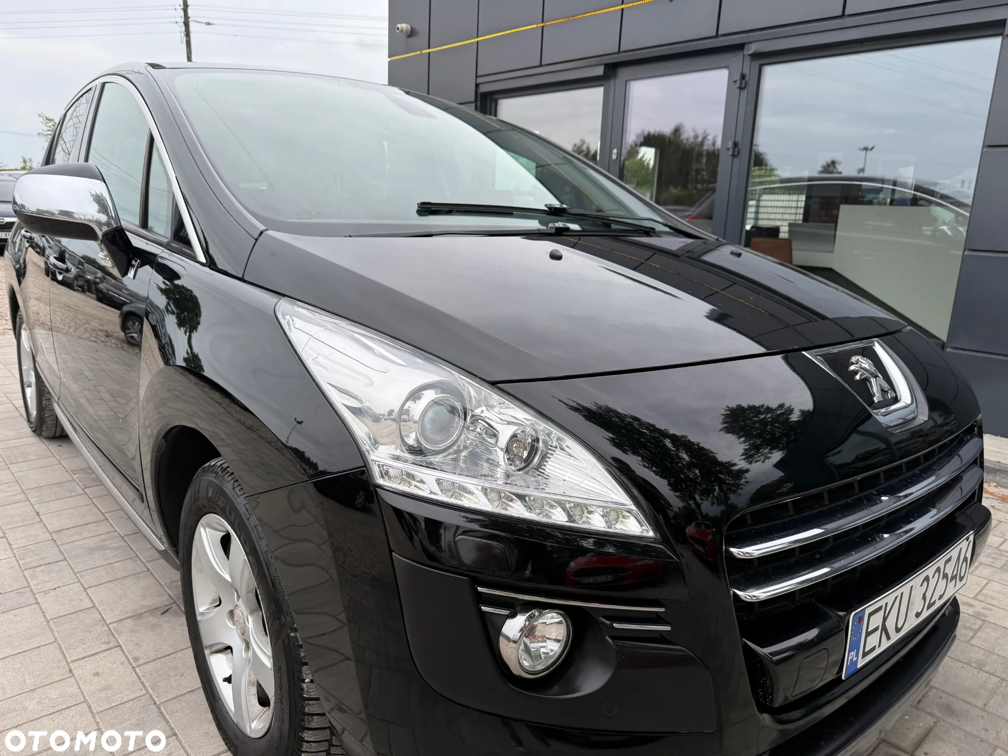 Peugeot 3008 Hybrid4 - 10