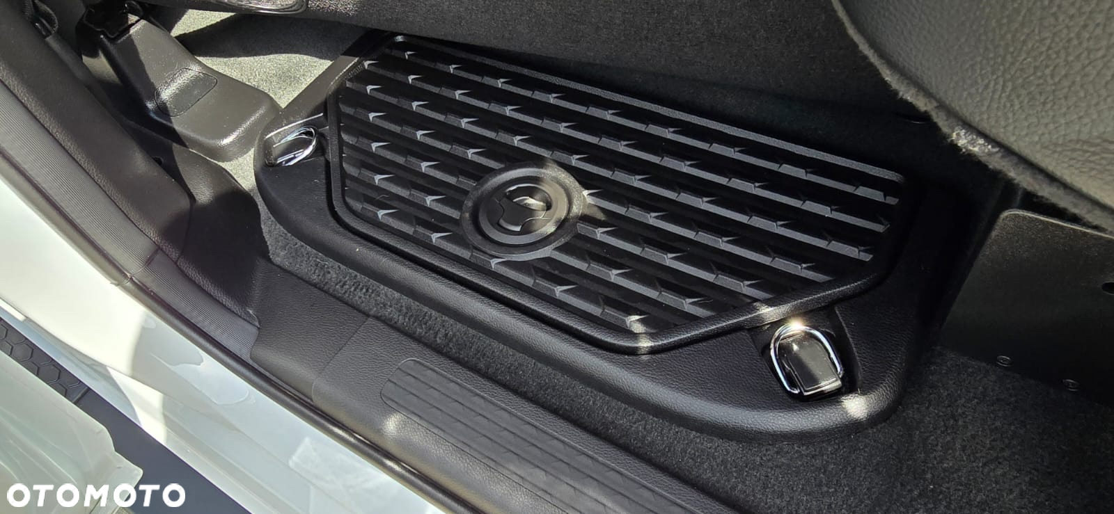 RAM 1500 Crew Cab Sport - 27