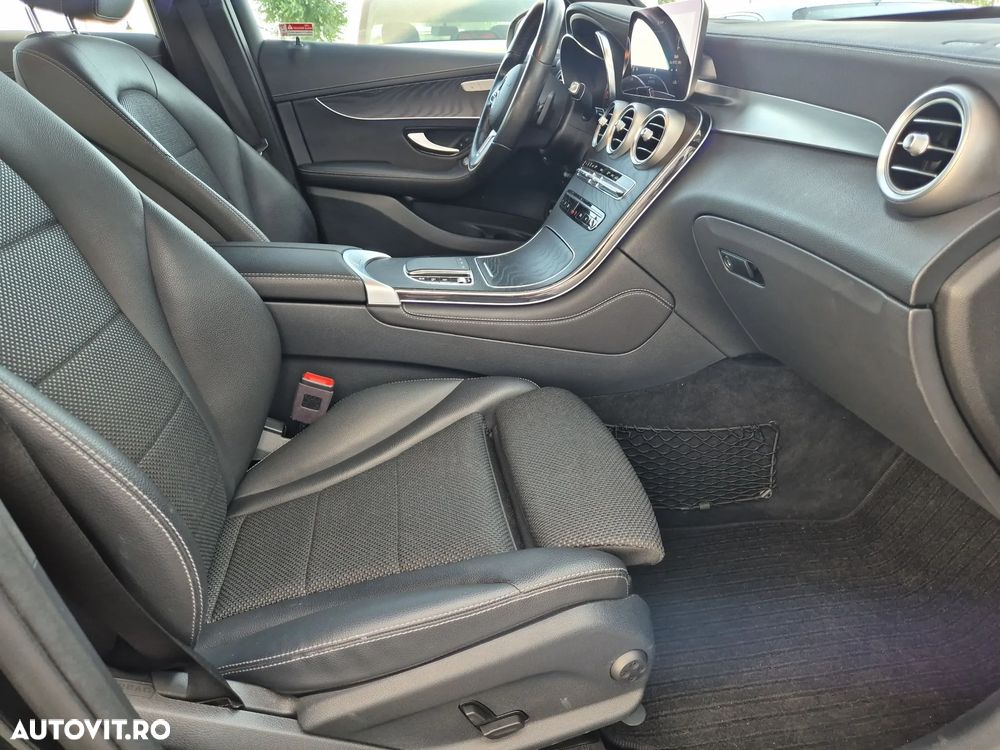 Mercedes-Benz GLC 200 4MATIC 9G-TRONIC - 24