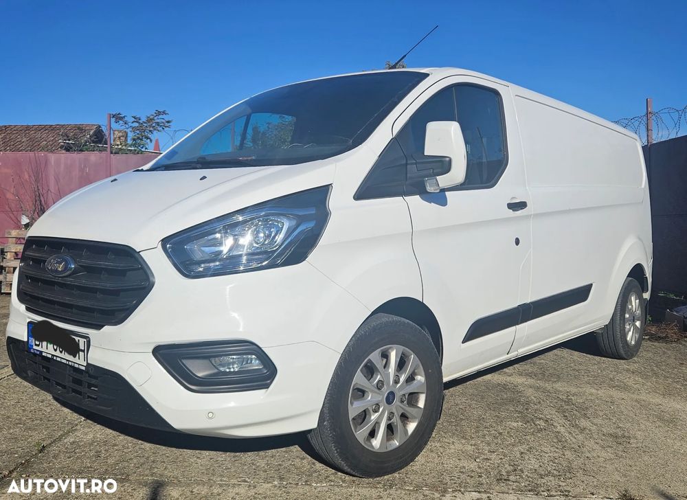 Ford Tranzit Custom - 1