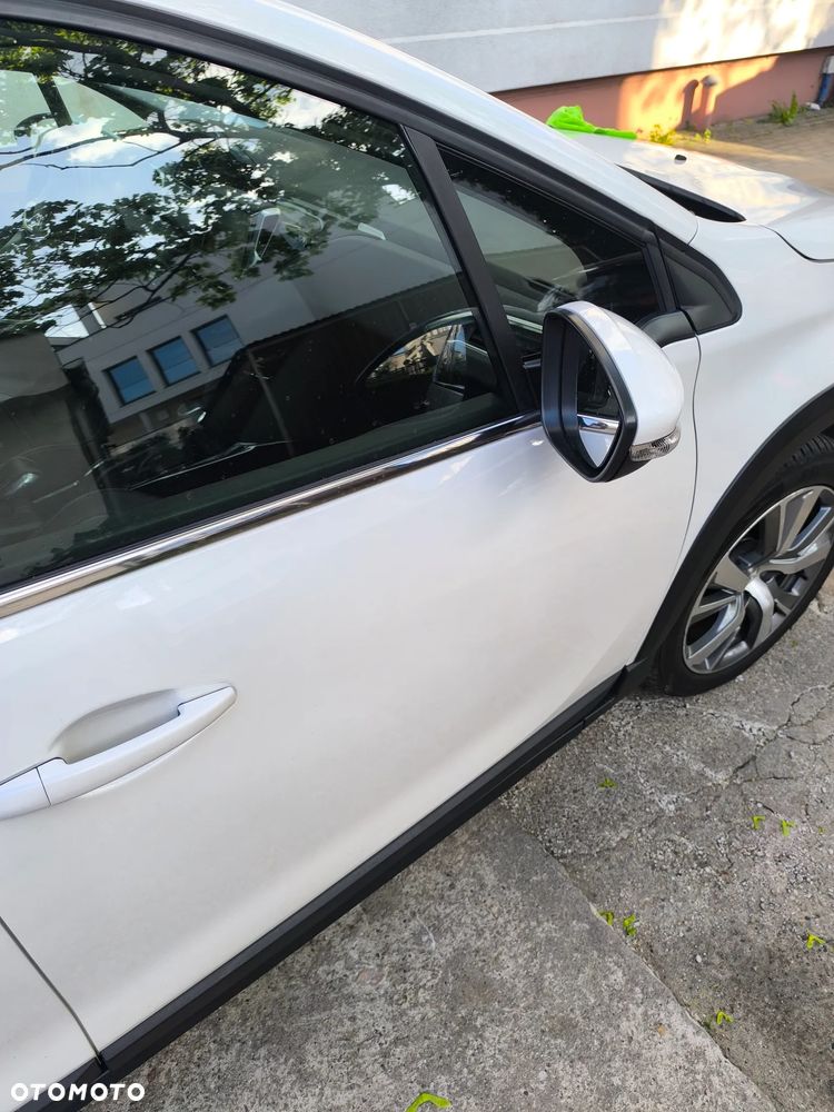 Peugeot 2008 1.2 Pure Tech Allure S&S EAT6 - 13