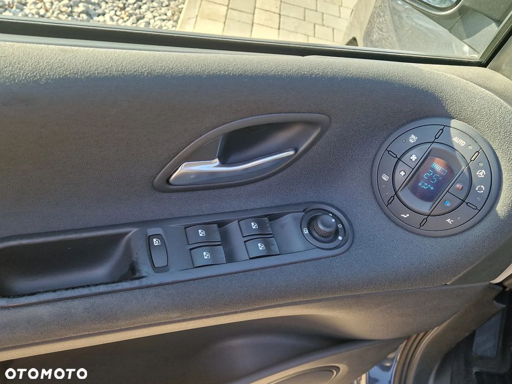 Renault Espace 2.0 Authentique - 22