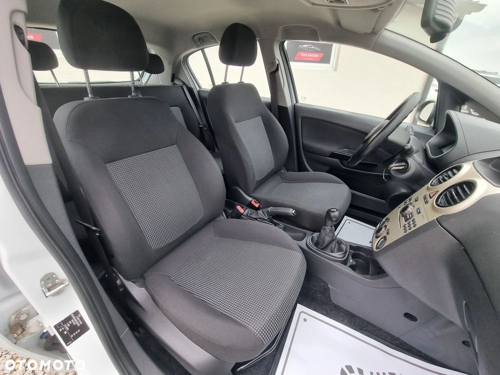 Opel Corsa 1.2 16V Enjoy - 8
