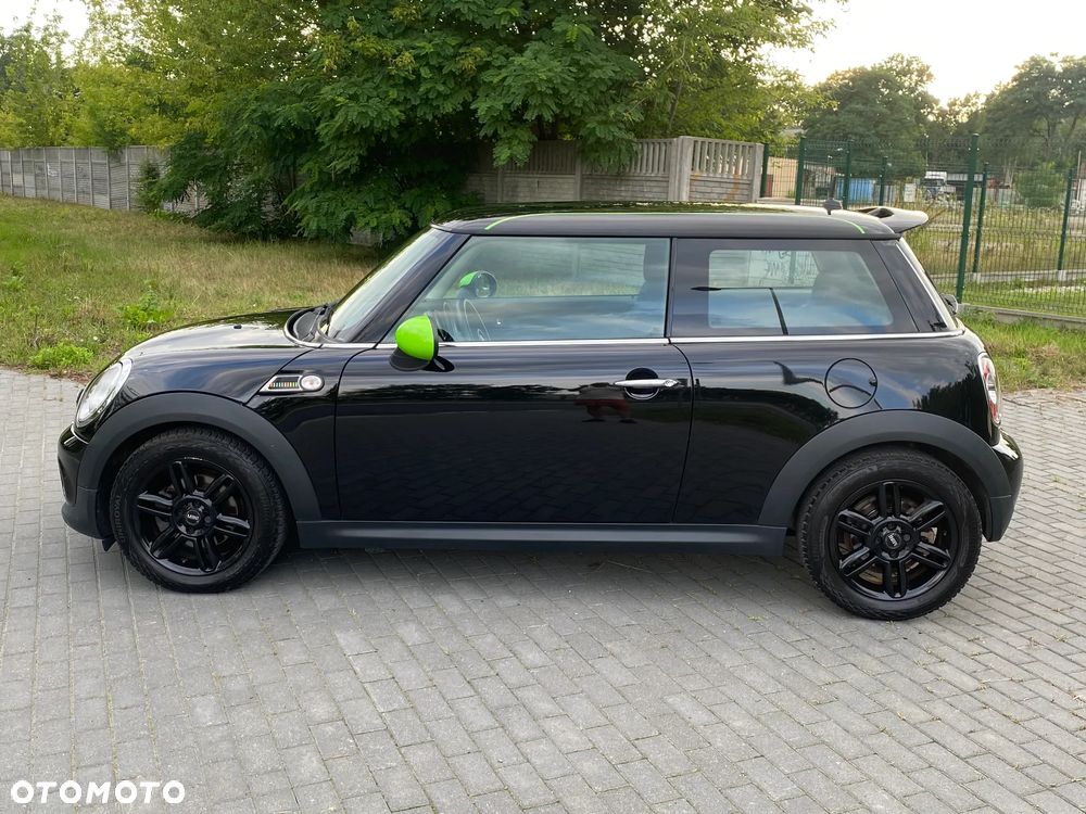 MINI ONE - 2