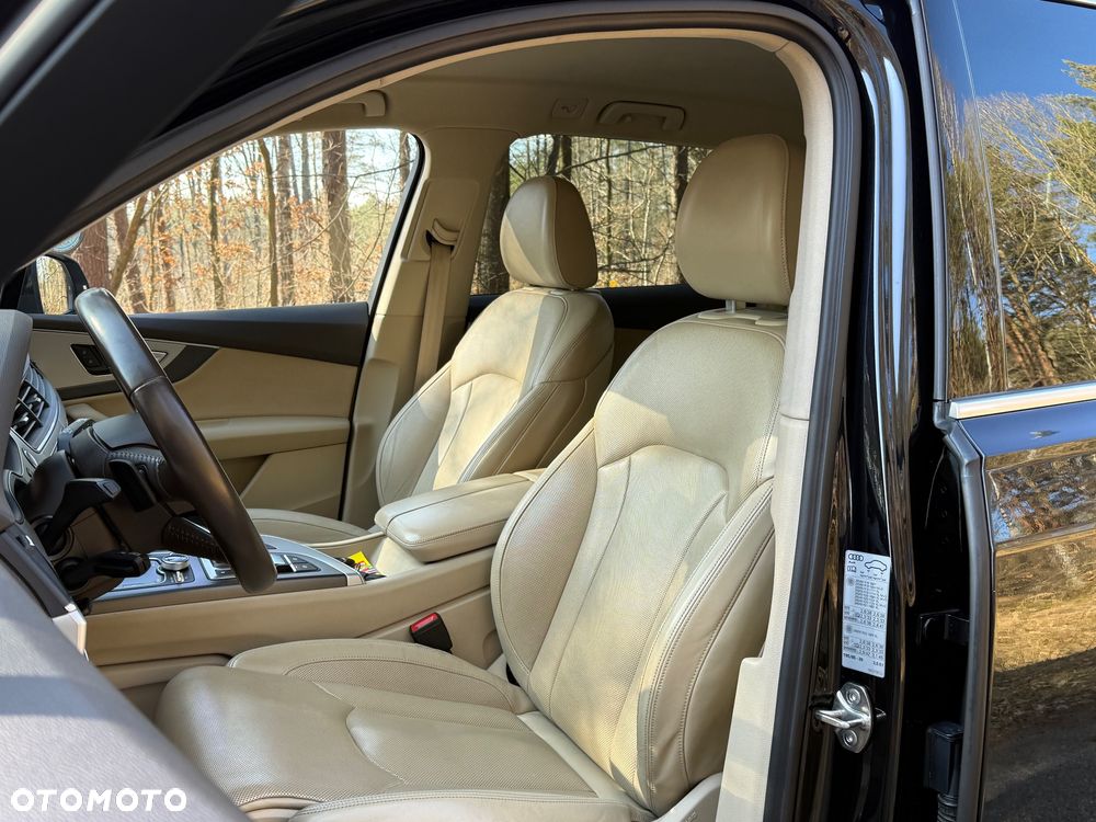Audi Q7 - 24