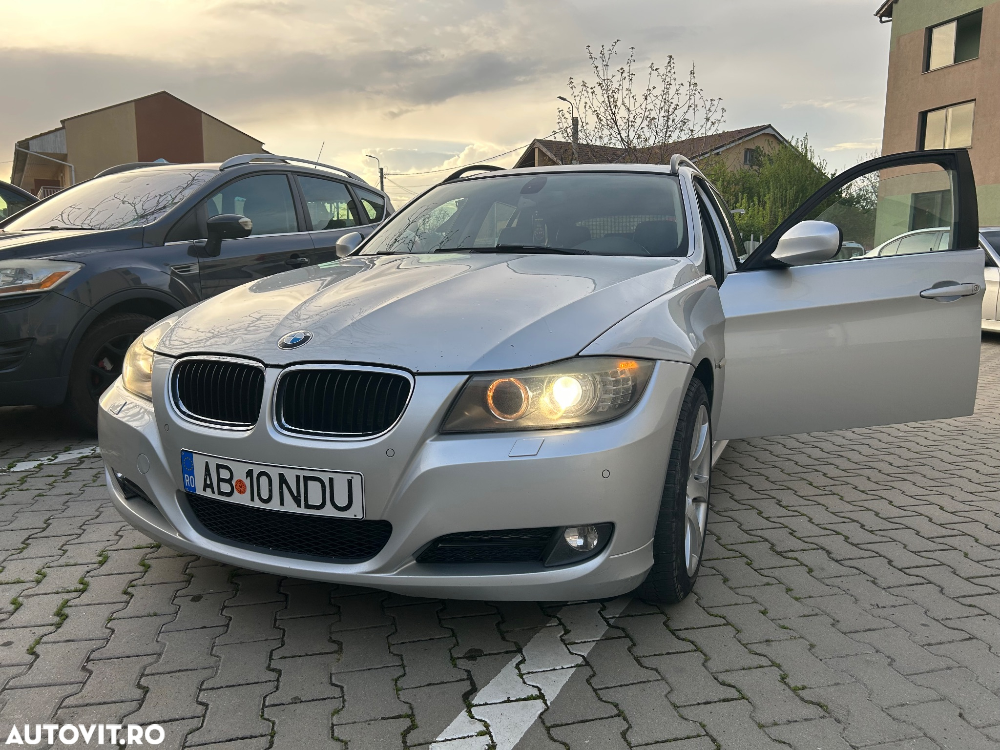 BMW Seria 3 318d - 3