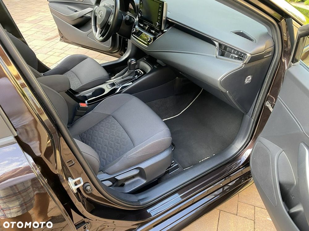 Toyota Corolla 1.8 Hybrid Comfort - 33