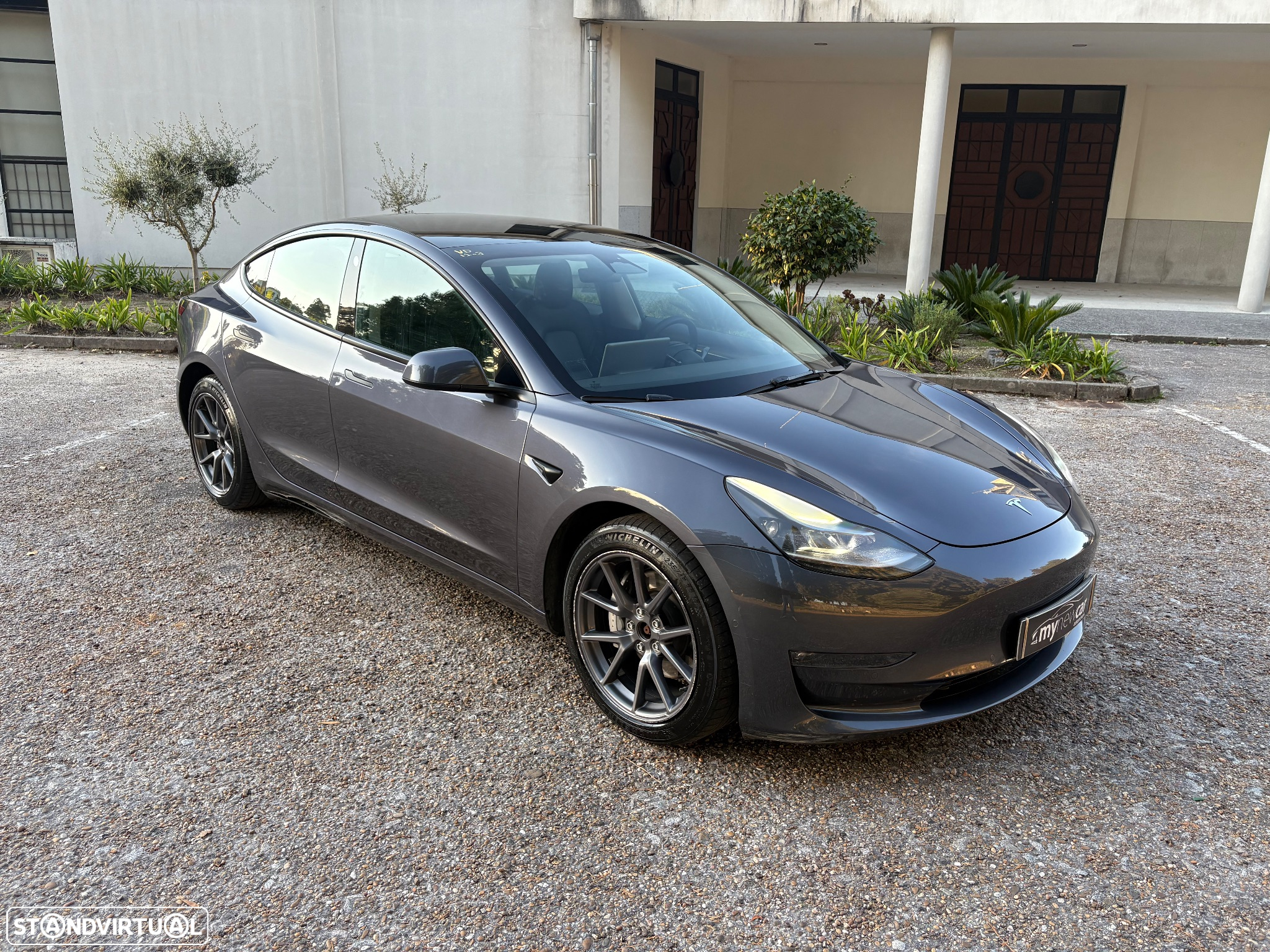 Tesla Model 3 Long Range AWD Dual Motor - 2