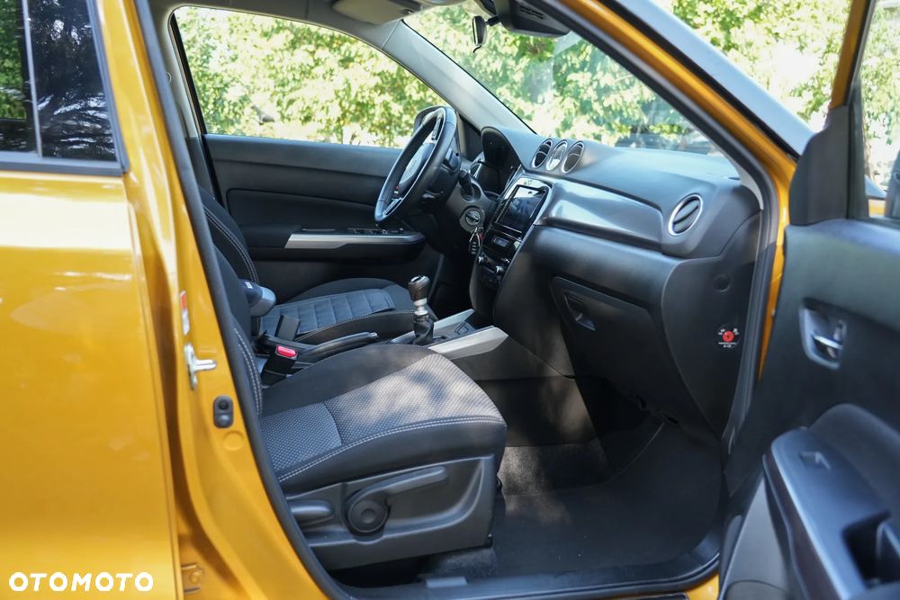 Suzuki Vitara 1.4 Boosterjet SHVS Premium 2WD - 7