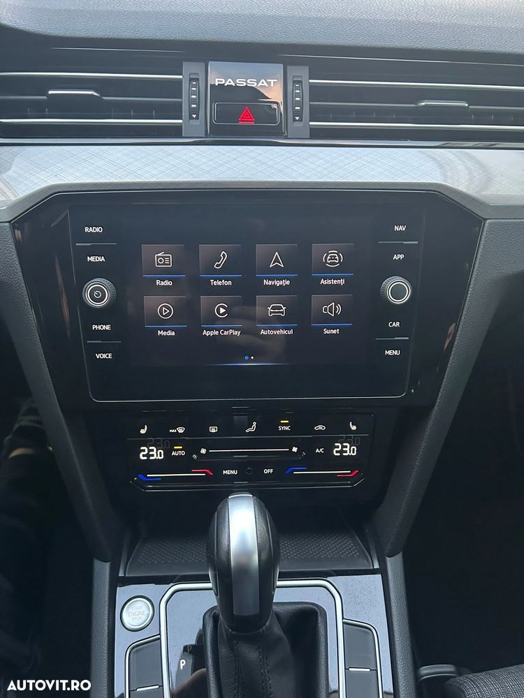 Volkswagen Passat Variant 2.0 TDI SCR DSG Comfortline - 14