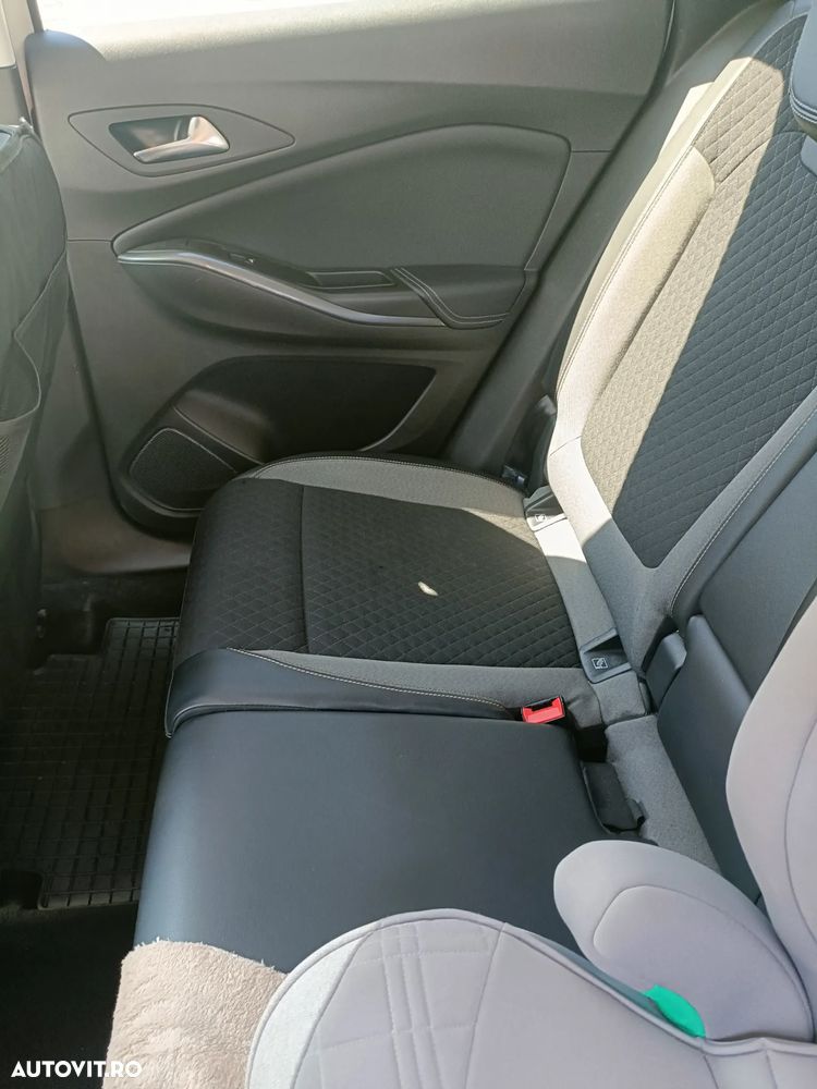 Opel Grandland X 1.2 Turbo START/STOP Aut. Ultimate - 10