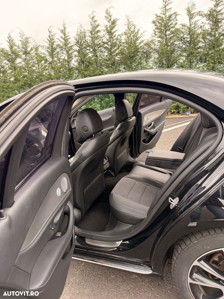 Mercedes-Benz E 220 d Aut. - 5