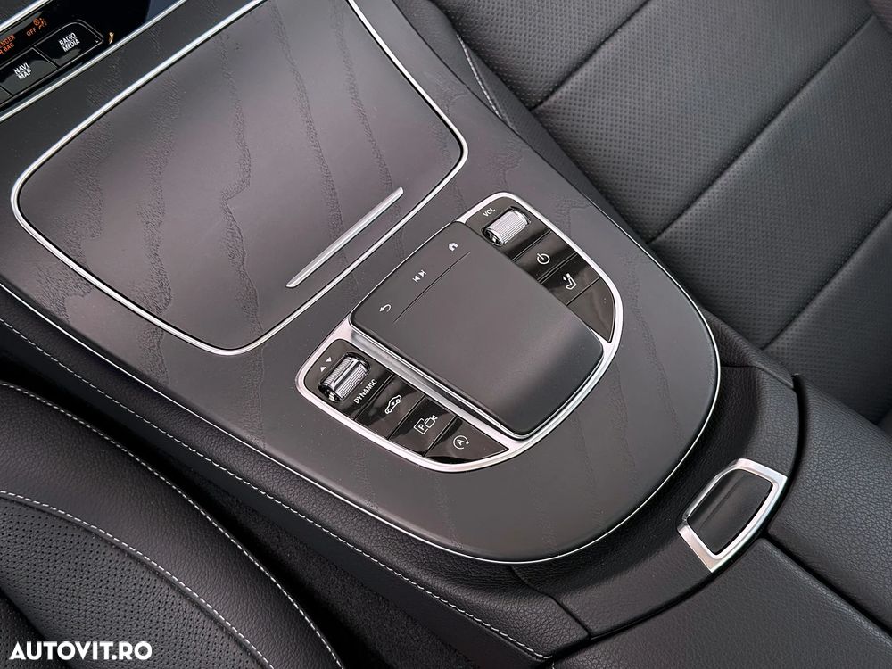 Mercedes-Benz E 450 MHEV 4MATIC Aut. - 30
