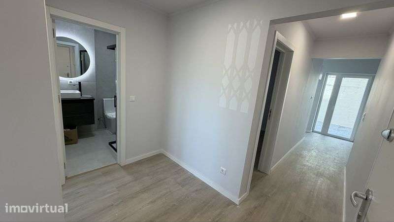 Apartamento T2 proximo a estação de comboio de queluz - Grande imagem: 5/12