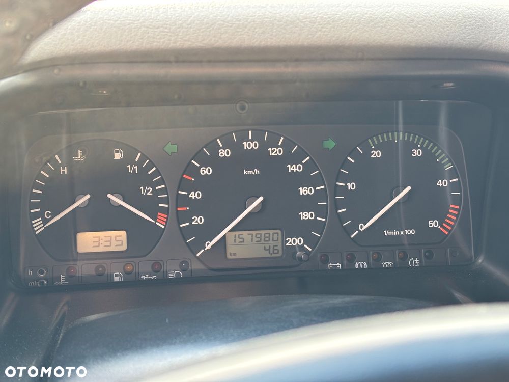 Volkswagen Multivan - 13