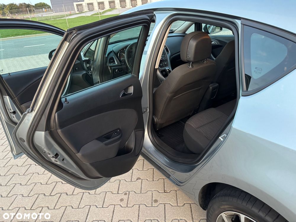 Opel Astra IV 1.4 T Active - 9