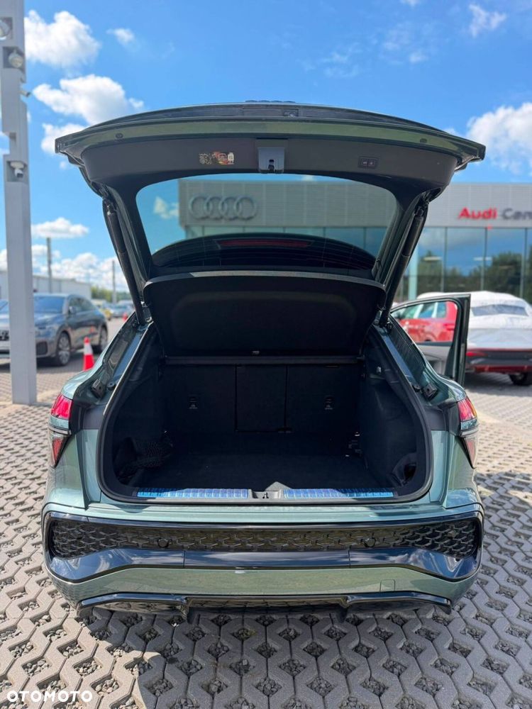 Audi Q3 Sportback - 8