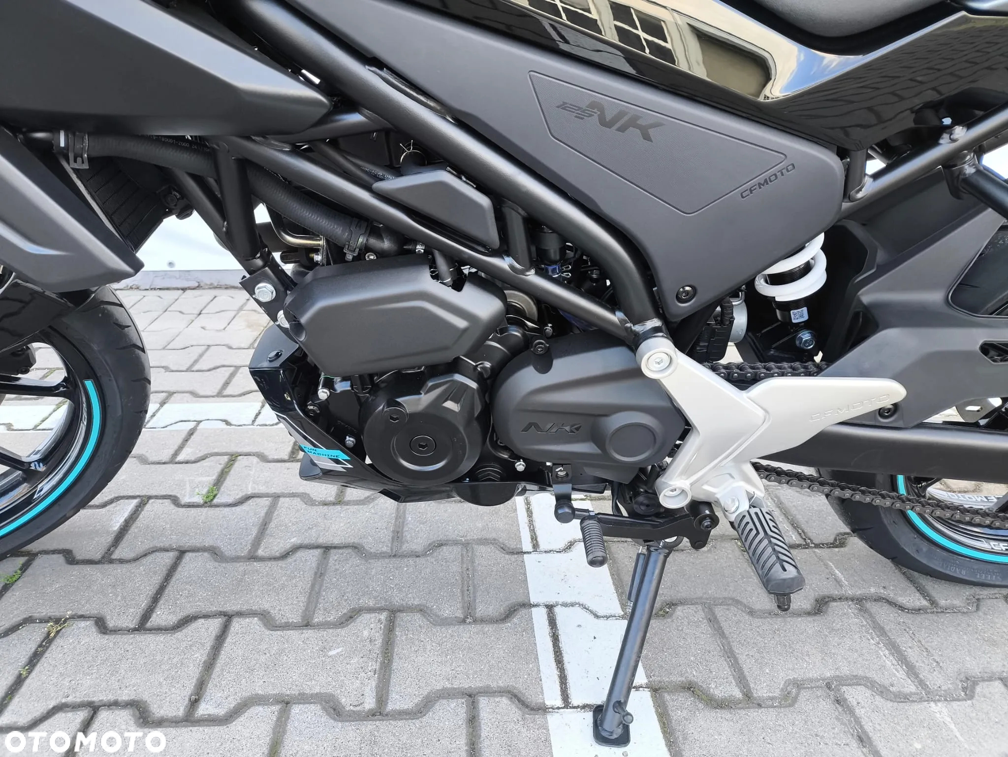 CFMoto NK - 10