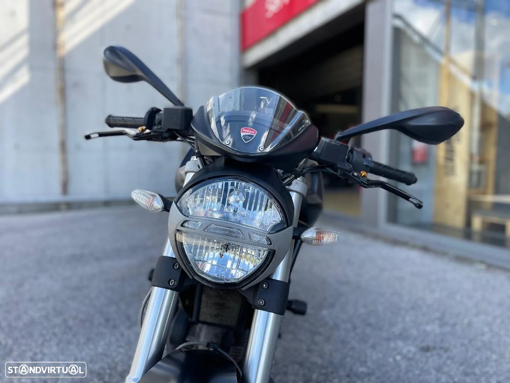 Ducati Monster 696 + - 3