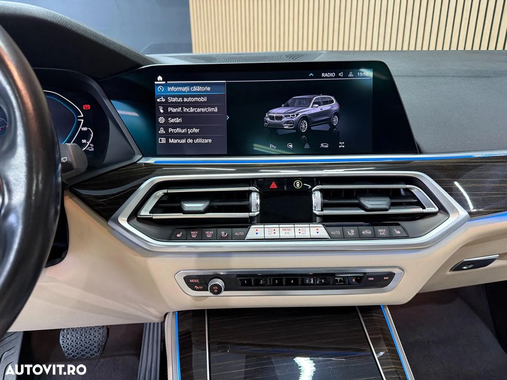 BMW X5 xDrive45e - 12