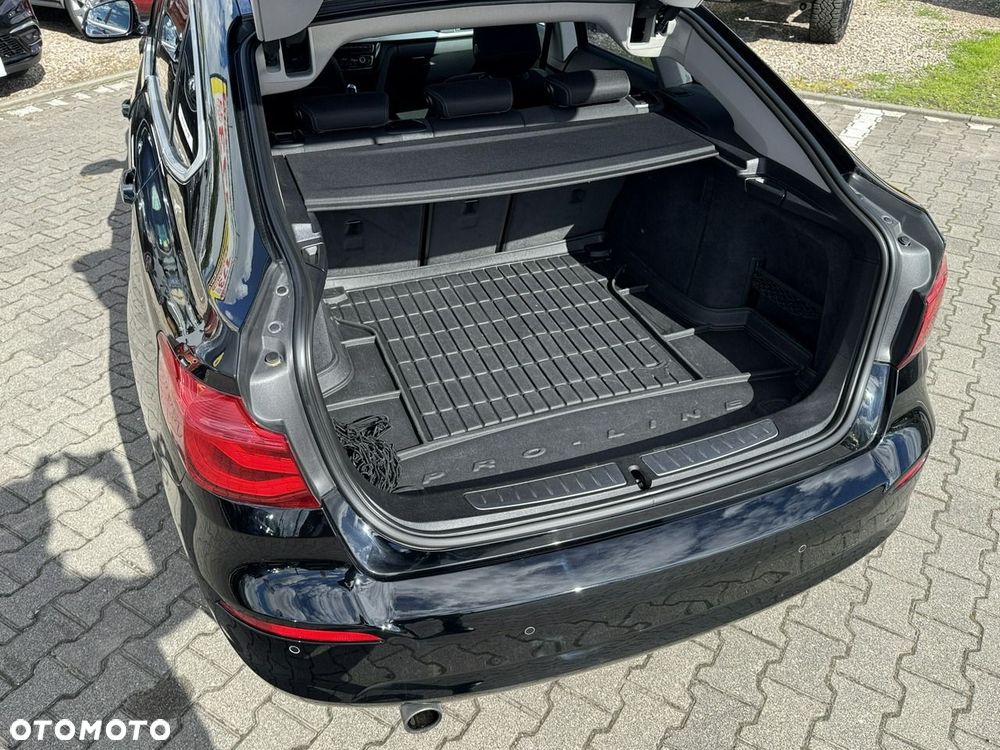 BMW 3GT 318d Advantage - 21