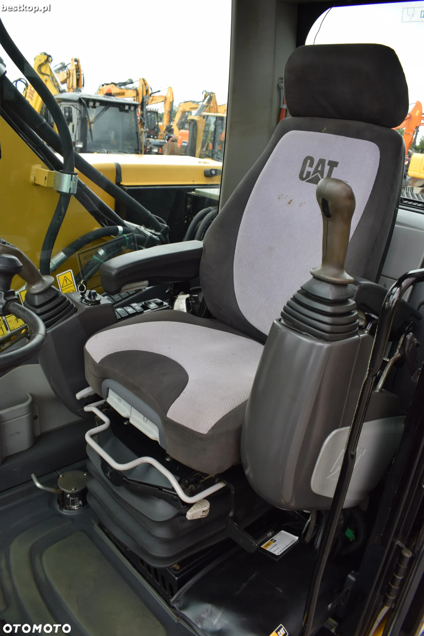 Caterpillar CAT M313D - 24