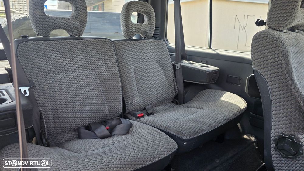 Mitsubishi Pajero 2.5 TD GLX - 25
