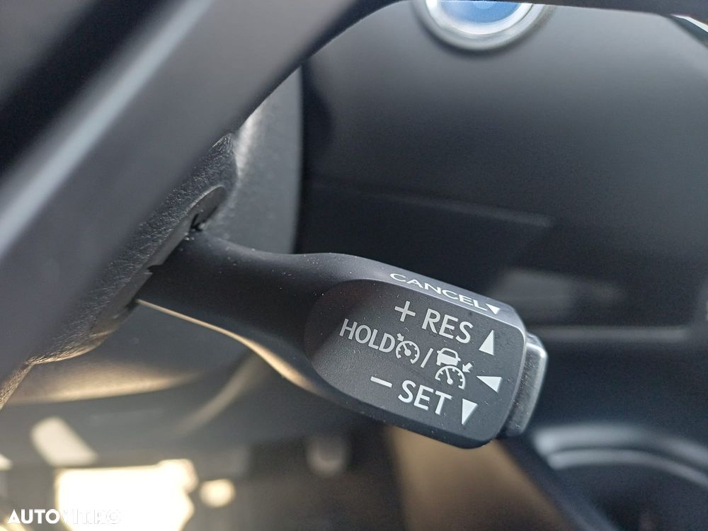 Toyota C-HR 1.8 HSD 122 CP 4x2 CVT C-enter - 17