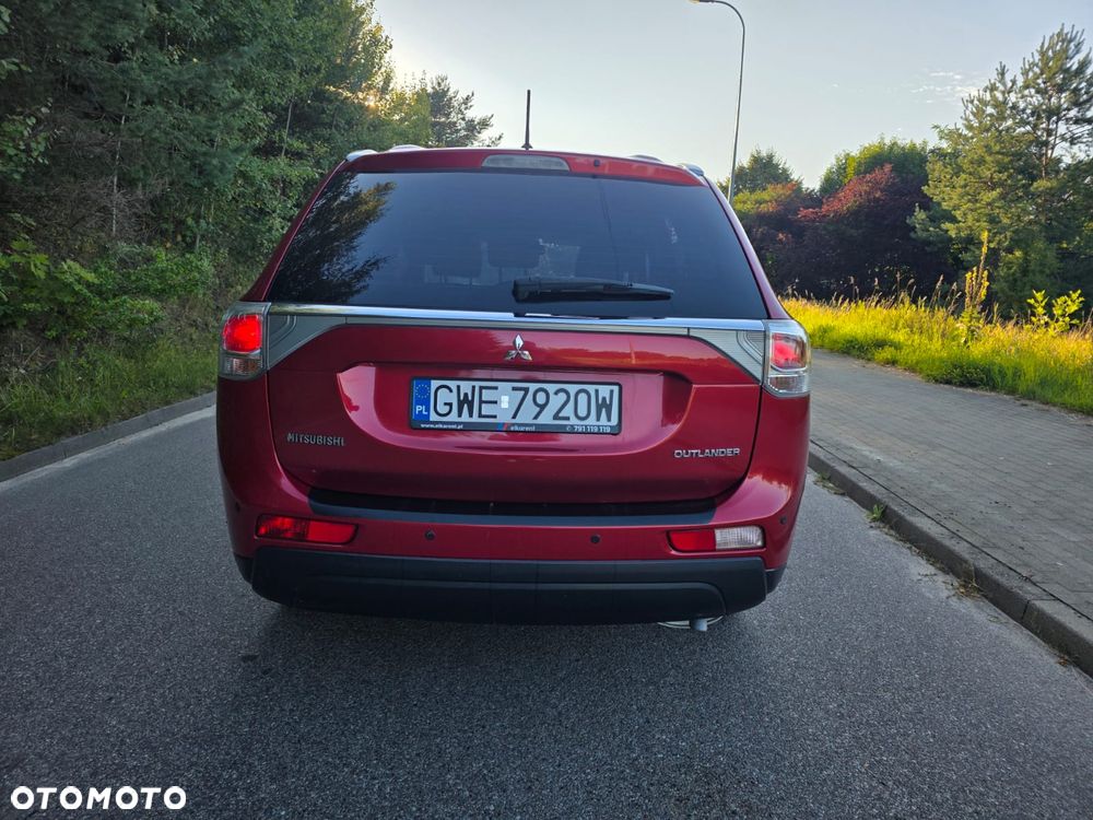 Mitsubishi Outlander 2.0 Intense + 2WD - 10