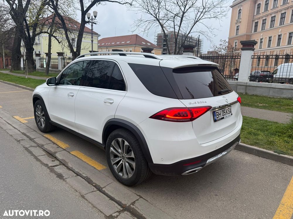 Mercedes-Benz GLE 300 d 4MATIC - 2