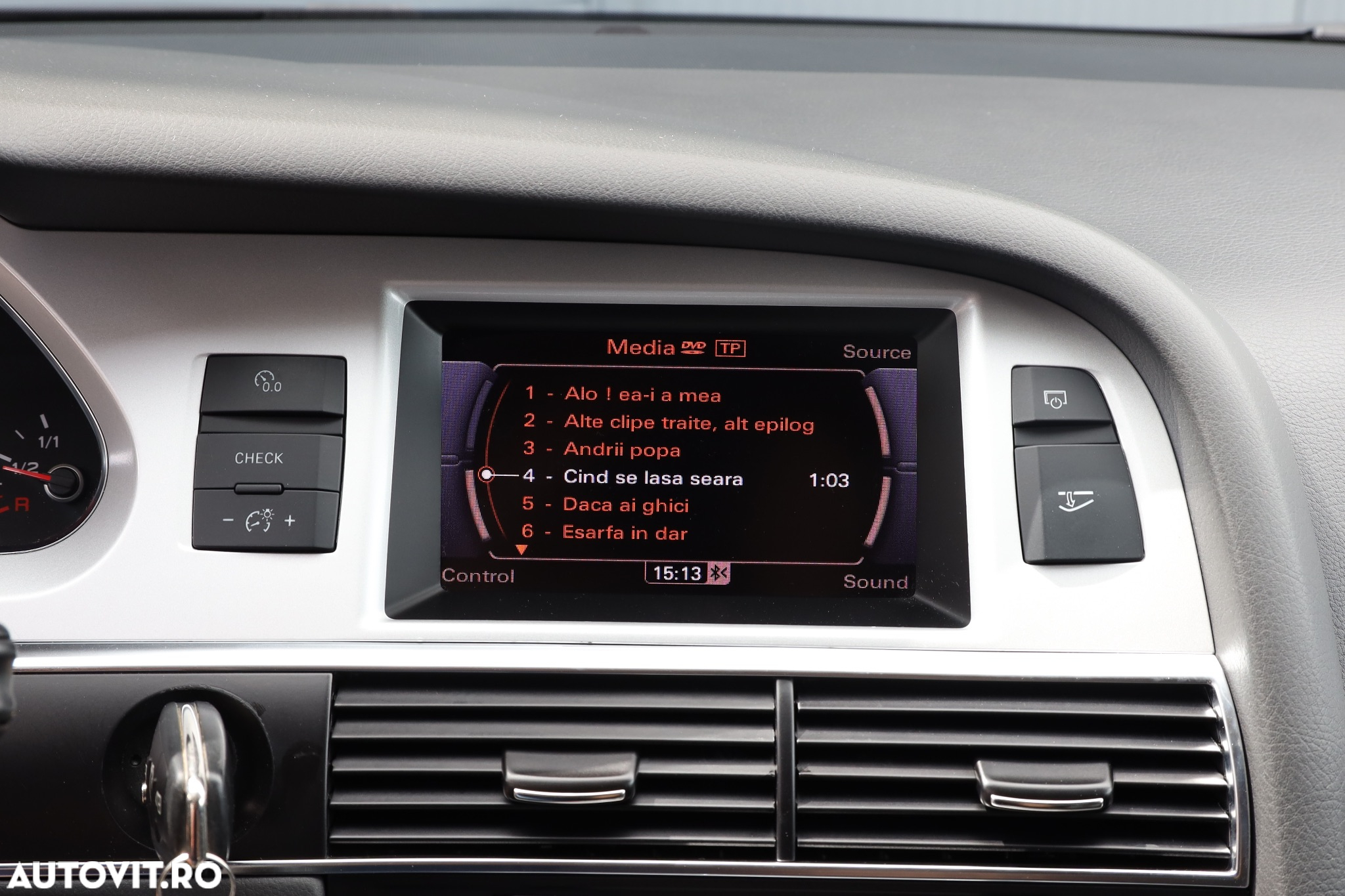 Audi A6 Allroad - 25