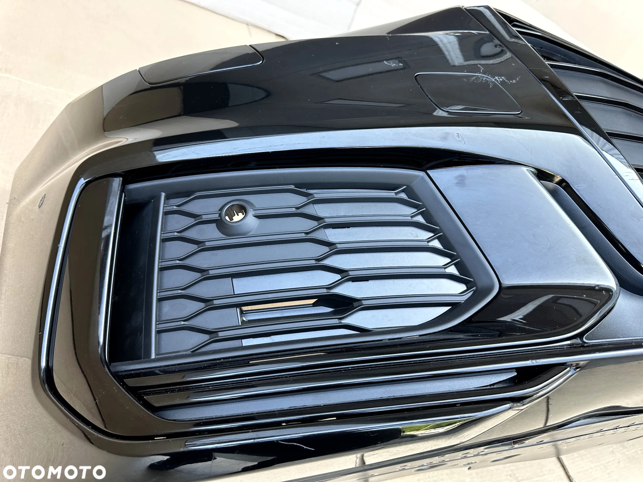 Zderzak przedni Audi A6 C8 4K0 S-Line, BLACK Line - przód Line - 7