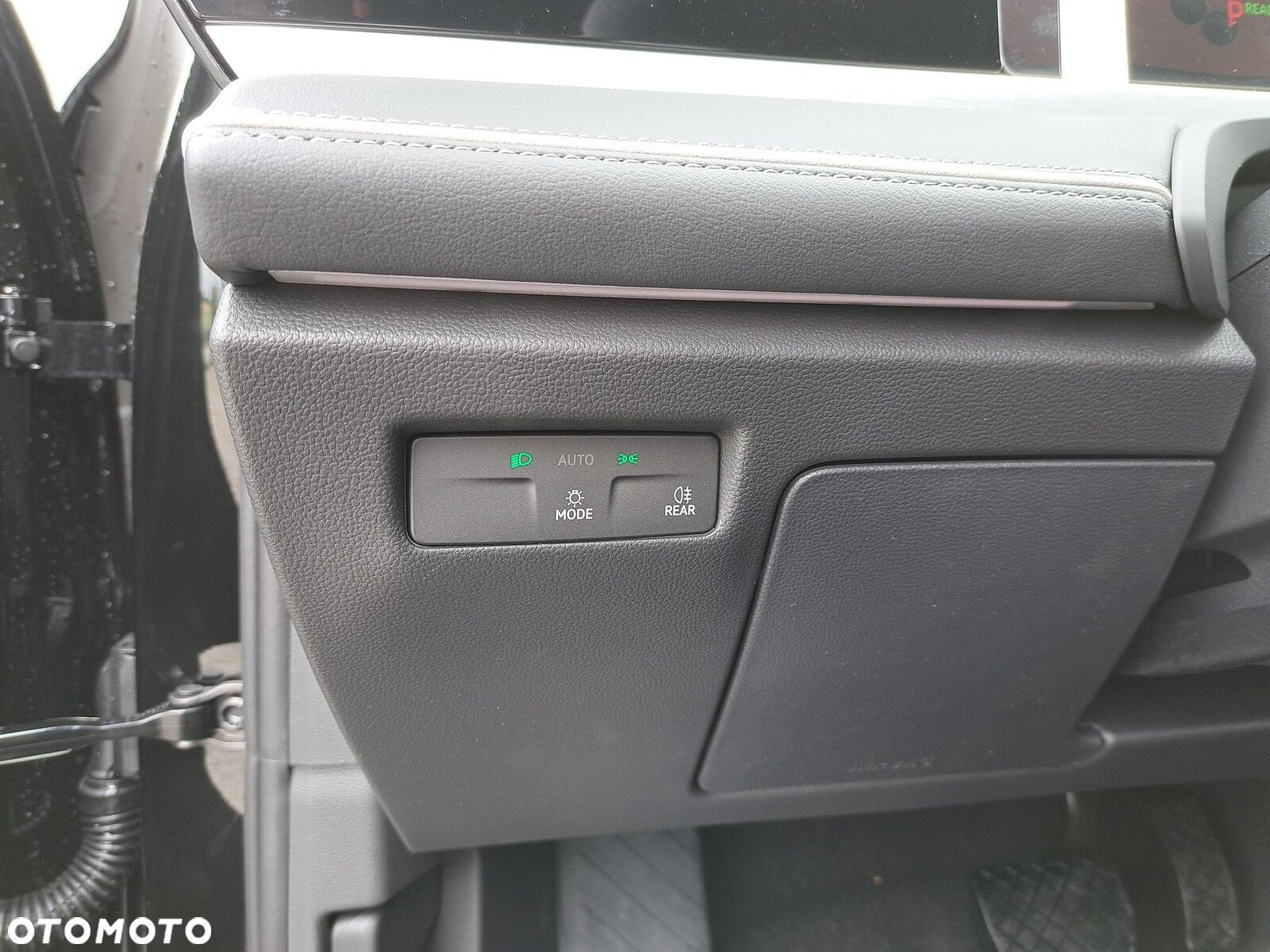 Volkswagen Passat - 25