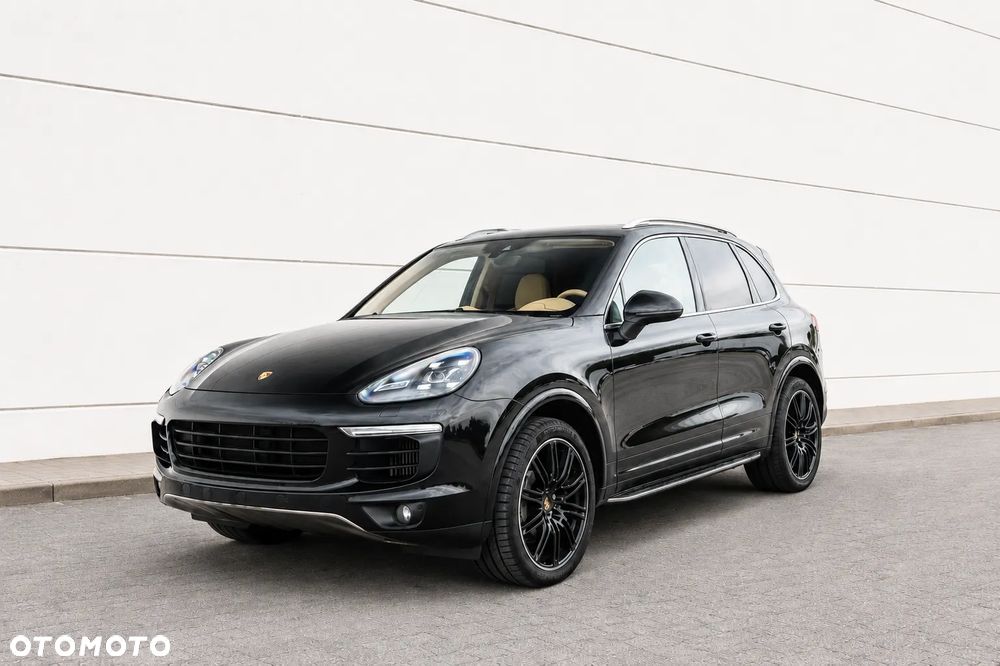 Porsche Cayenne S - 1