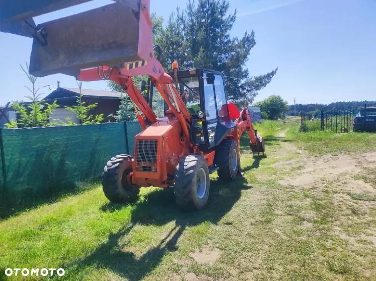 JCB 2CX - 6