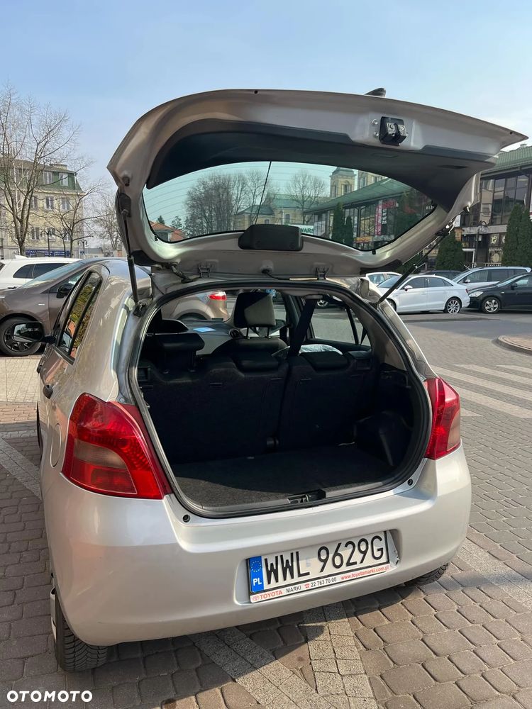 Toyota Yaris 1.3 Luna - 5