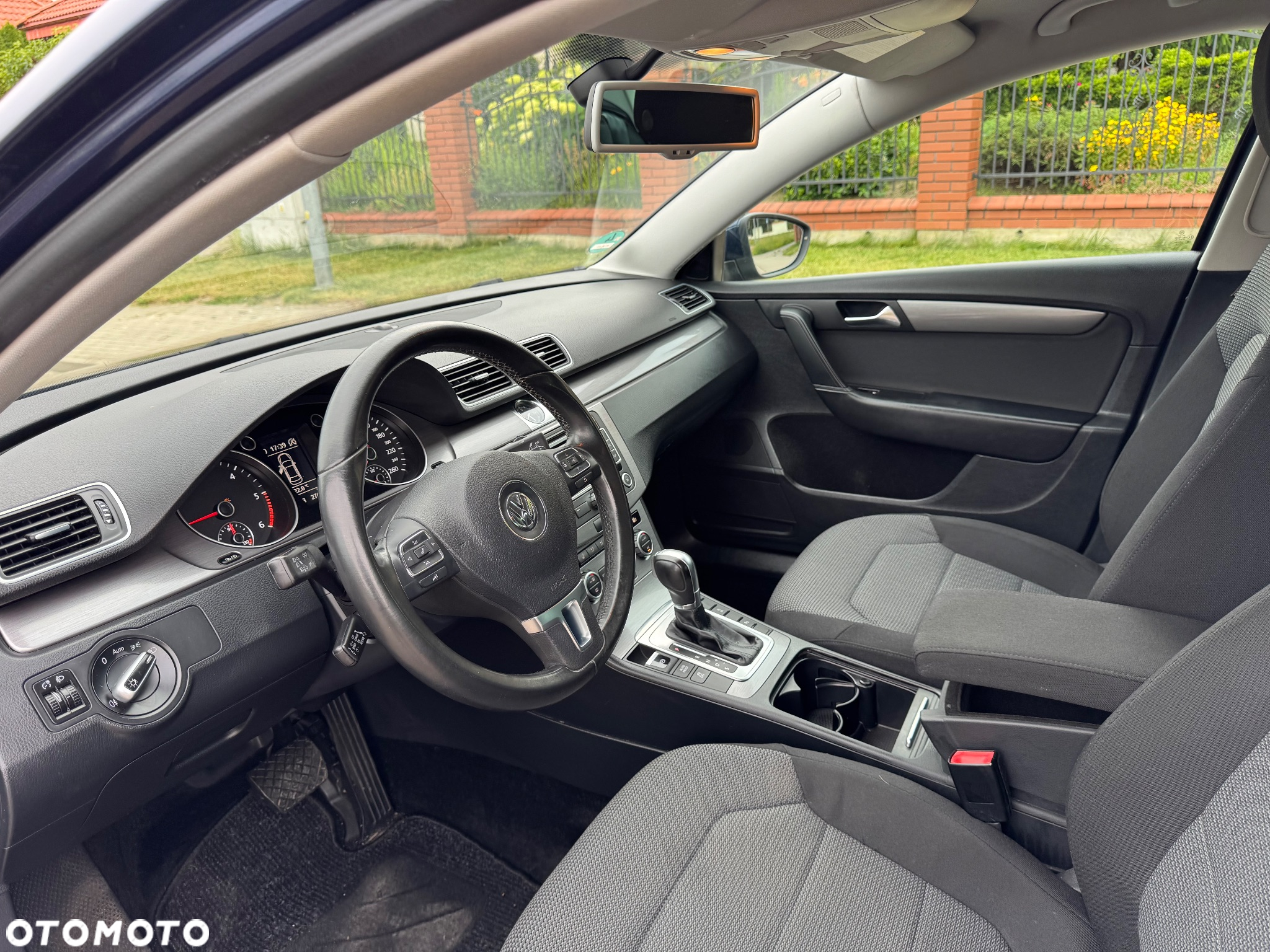 Volkswagen Passat 2.0 Blue TDI DSG SCR Comfortline - 24