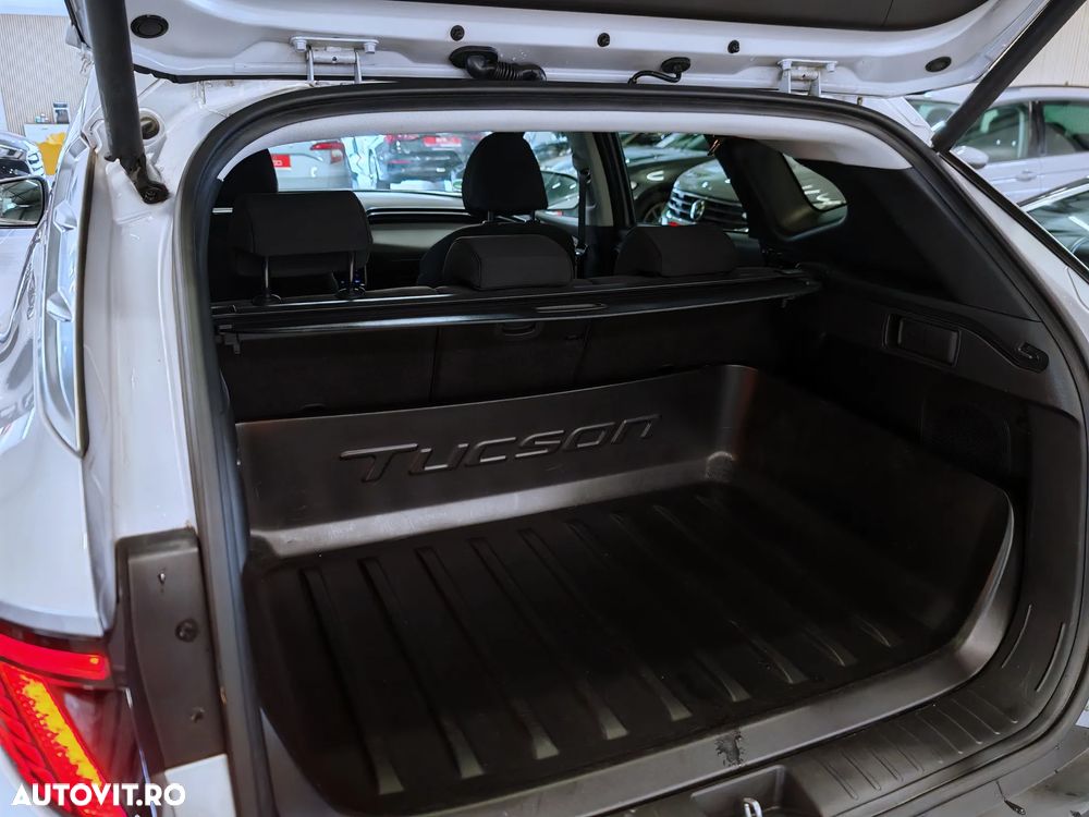 Hyundai Tucson 1.6 T-GDi HEV 4WD Trend - 36