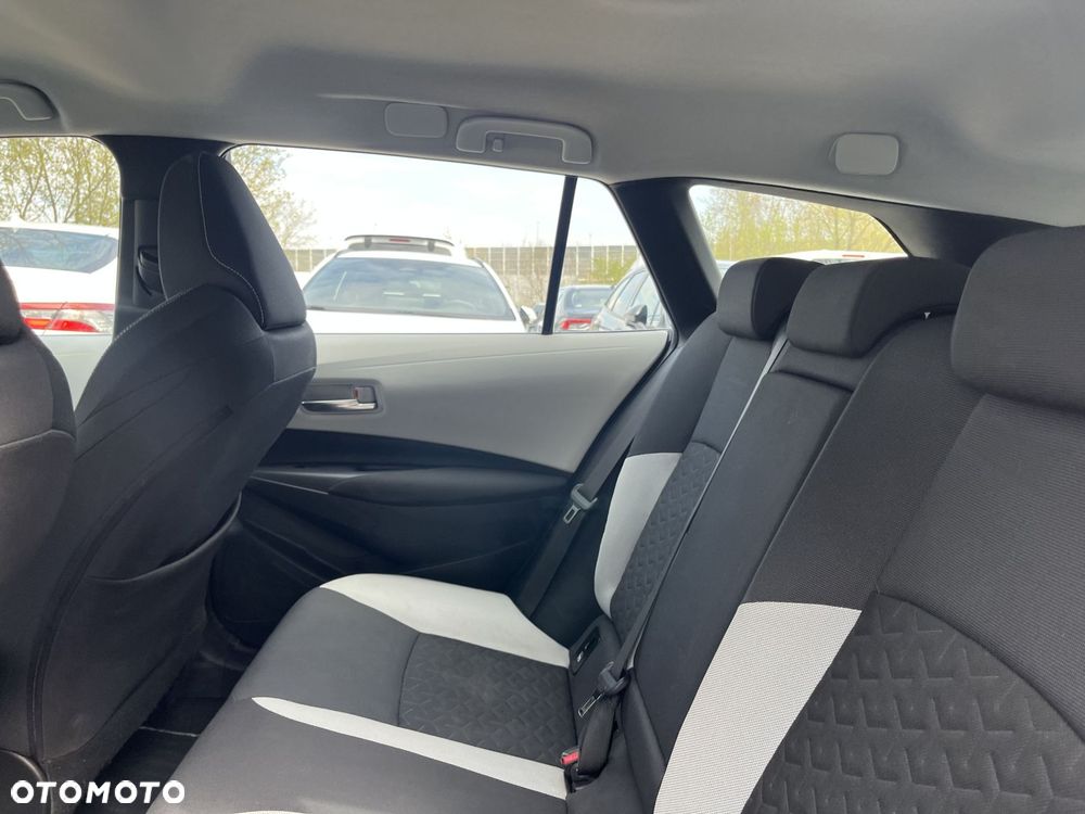 Toyota Corolla 2.0 Hybrid Comfort - 13
