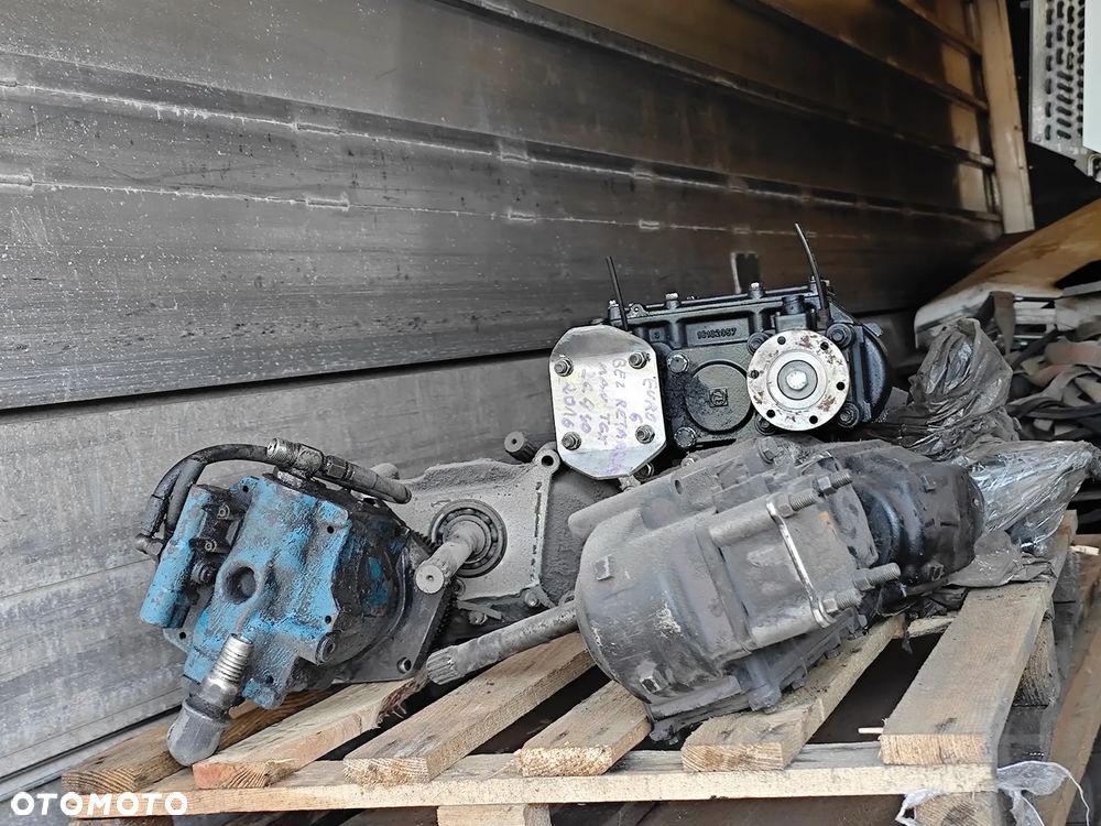 POMPA HYDRAULICZNA  , PRZYSTAWKA MOCY * WOM - 2