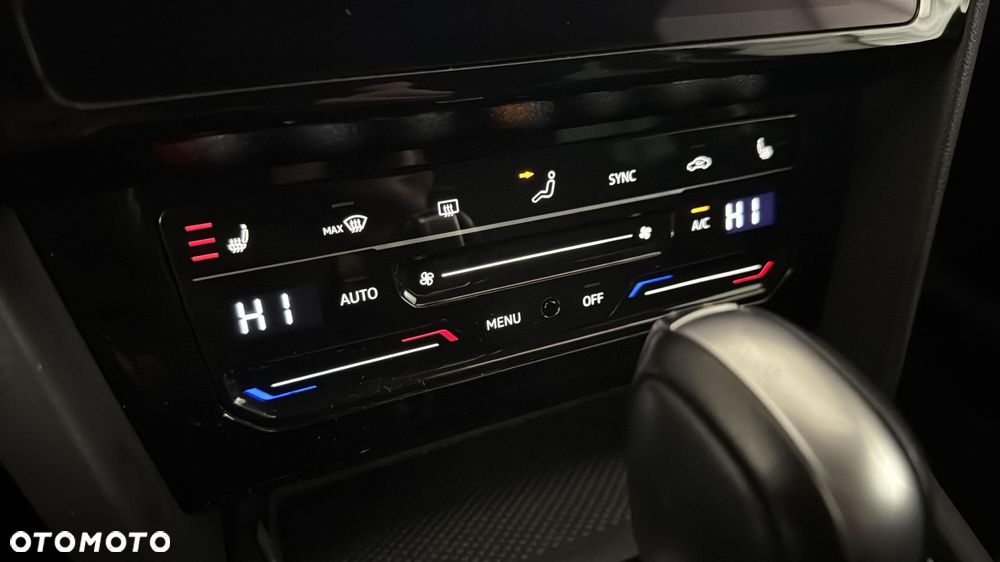 Volkswagen Passat 1.5 TSI EVO Business DSG - 29