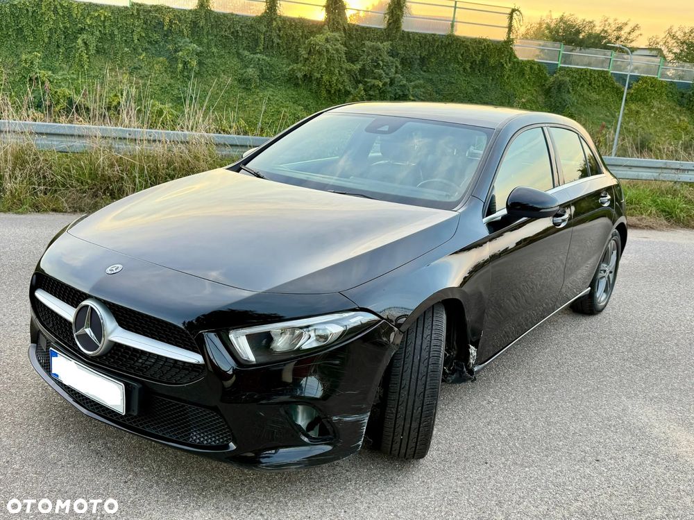 Mercedes-Benz Klasa A 180 7G-DCT - 3
