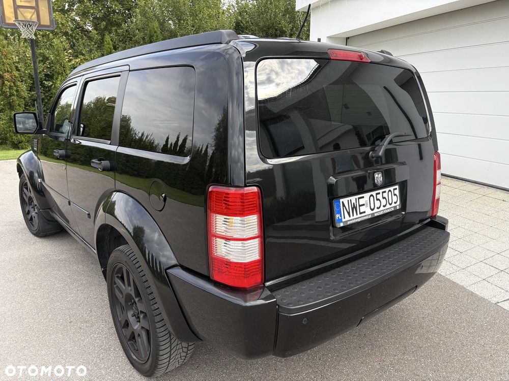 Dodge Nitro - 8