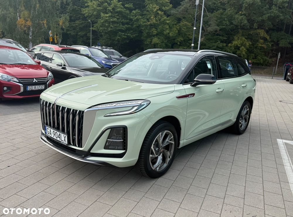 Hongqi HS3