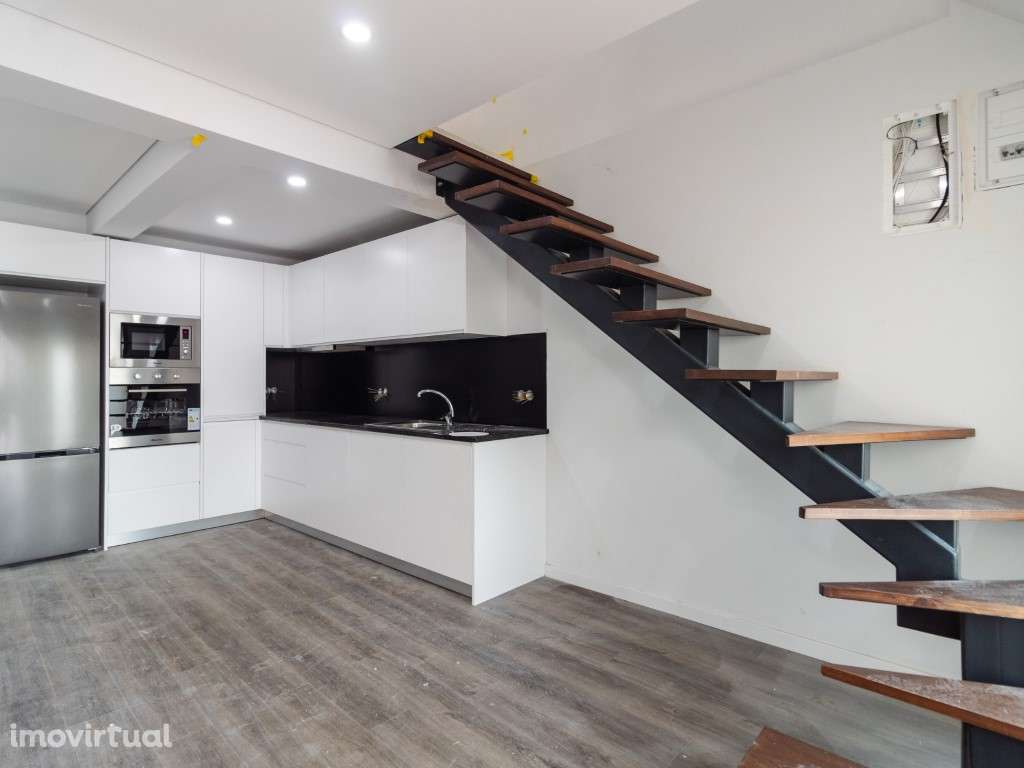 Moradia T1+1 Remodelada a 10 km de Coimbra! - Grande imagem: 2/33